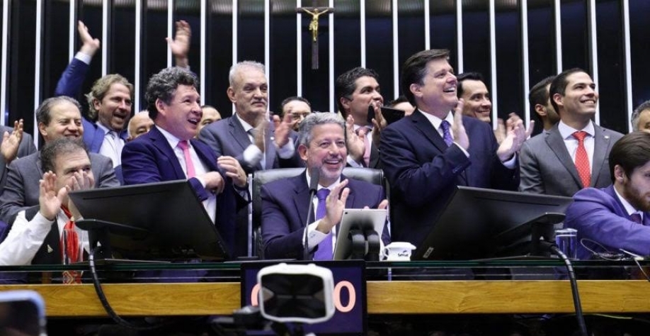 Câmara aprova regulamentação da reforma tributária; texto vai para sanção