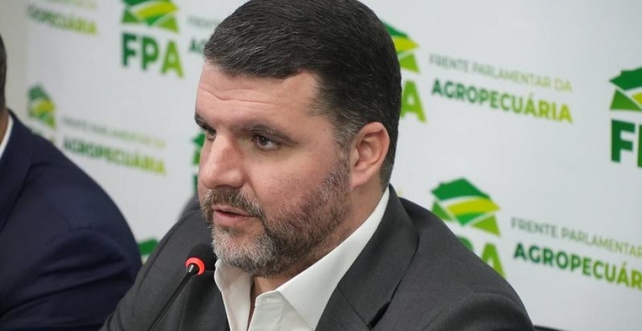 Governo faz jogo de cena com importação de alimentos,diz presidente da FPA