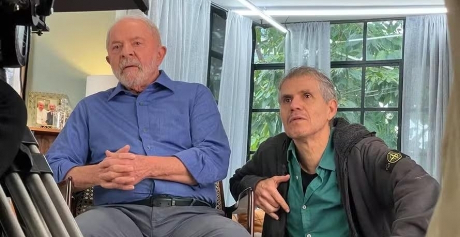 Lula acerta demissão de Pimenta, e marqueteiro assume comunicação