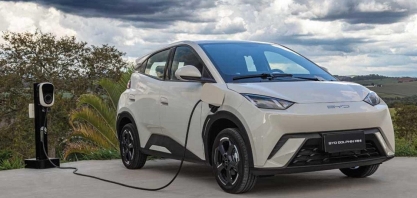 Venda de carros puramente elétricos cresceu 219% em 2024