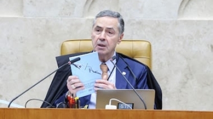 Artigo de Barroso revela que presidente do STF não gosta da Constituição