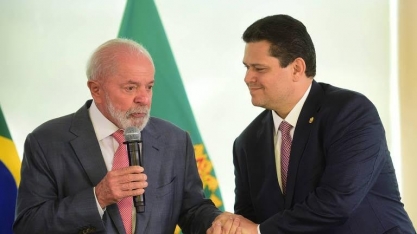 Lula diz a Alcolumbre que dará licença para petróleo na Foz do Amazonas