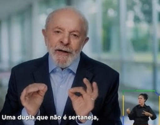 Lula faz propaganda política explícita, mas Justiça finge que não vê