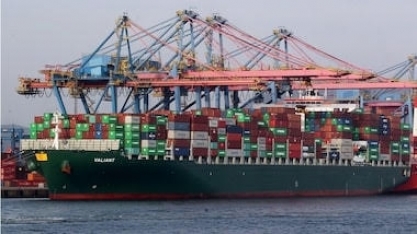 Balança comercial em fevereiro tem déficit de US$ 323,7 milhões