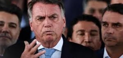 Réu, Bolsonaro diz que sofre perseguição para tirá-lo de 2026