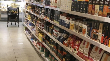 Alta dos preços faz faltar café, ovos, azeite e açúcar nos supermercados