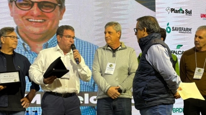 A “Maior Rede de Rádios do Agro” homenageia Paulo Junqueira