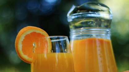 Previsão de safra de laranja no Brasil derruba preço do suco em Nova York