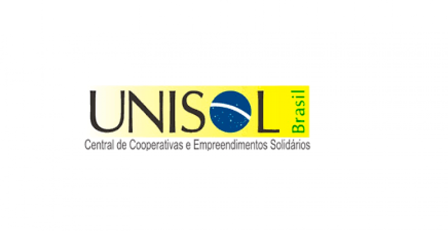 Governo paga R$ 15 mi para ONG retirar lixo na terra yanomami, em Roraima