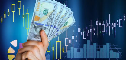 Dólar fecha em queda e Ibovespa sobe após recuo do IOF e tarifas de Trump