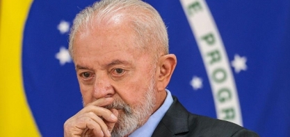 Para Lula, integração global só no microfone - Por Deborah Bizarria