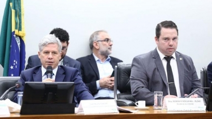 Deputados cobram de ministro sobre reforma agrária e ações do MST