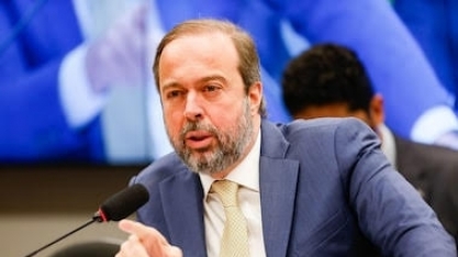 ‘Vamos propor no CNPE a elevação do etanol na gasolina de 27% para 30%’