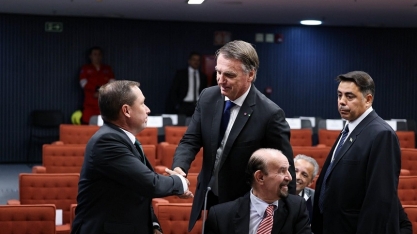 Cid disse que Bolsonaro revisou minuta, mas não falou sobre 8 de janeiro