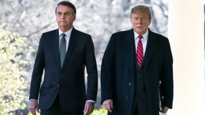 Trump acusa Brasil de fazer 'caça às bruxas' contra Bolsonaro