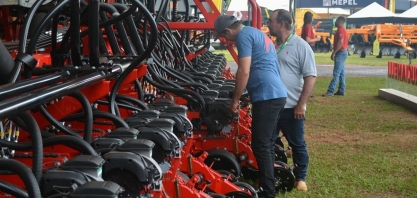 Venda de máquinas agrícolas cresceu 30% em maio