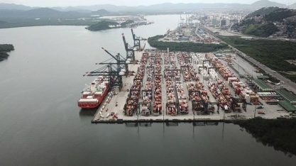  Porto de Santos vive corrida de exportadores antes de tarifas dos EUA