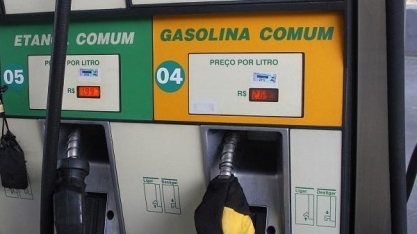 Gasolina passa a ter 30% de etanol nesta sexta (1º), sem queda nos preços
