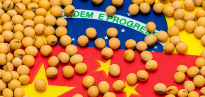 China troca soja dos EUA pela do Brasil e produtores pedem ajuda a Trump