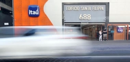 Com lucro recorde, Itaú já vale mais que BB, Bradesco e Santander juntos