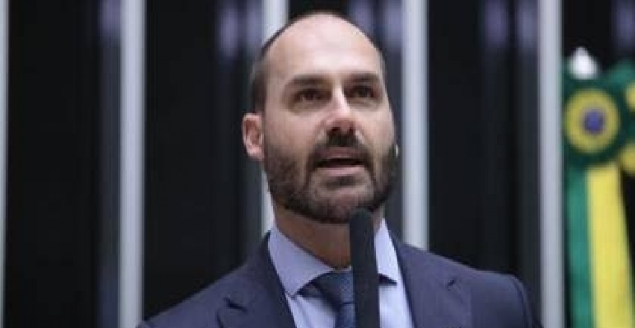 EUA planejam novas sanções ao Brasil, diz Eduardo ao Financial Times