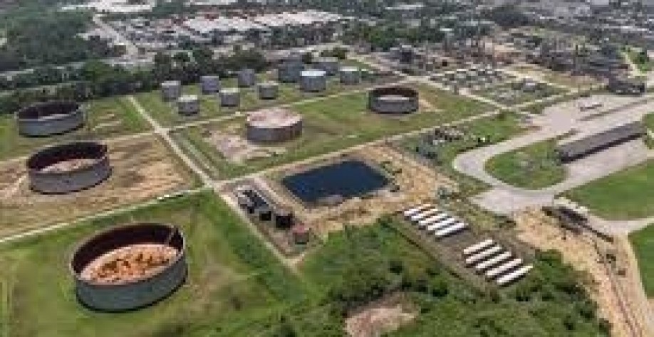 Refinaria da Refit é interditada por suspeita de fraudes tributárias