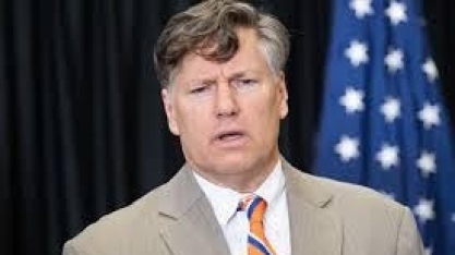 Assessor de Trump diz esperar que Brasil contenha o 'descontrolado Moraes'