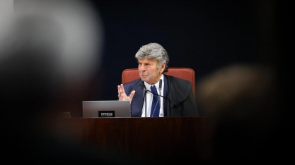  Voto de Fux abre caminho para defesa de Bolsonaro anular processo?