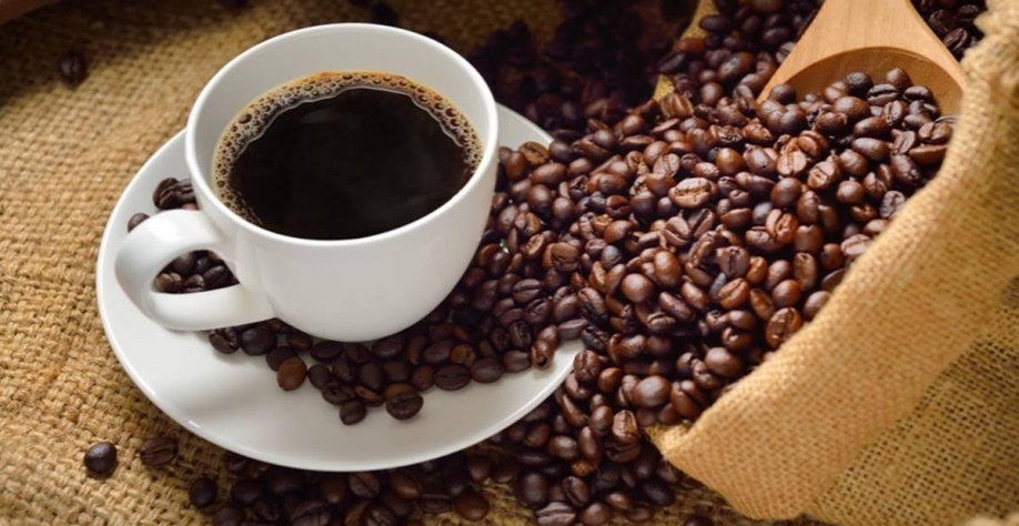 Alta de preços faz 24% dos brasileiros reduzirem consumo de café