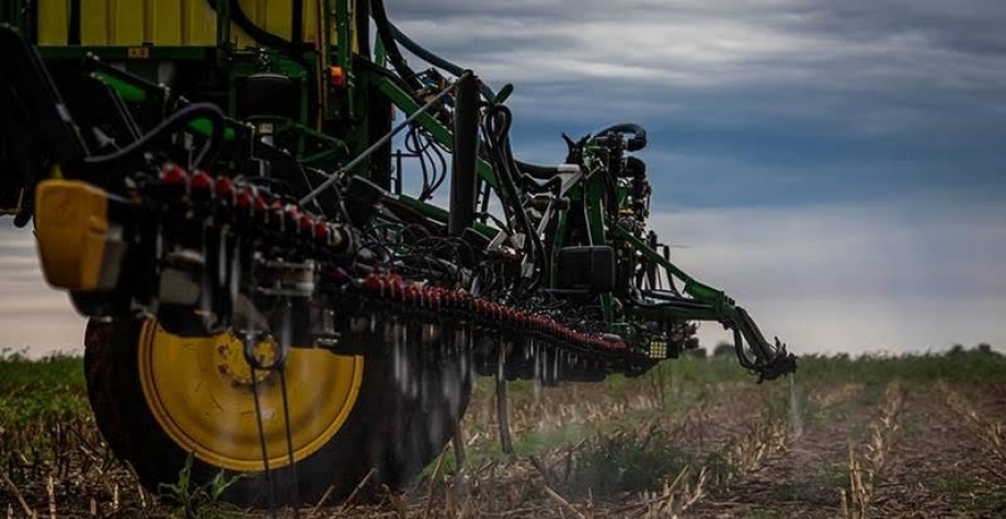 Produtores antecipam compras de fertilizantes da safra de verão