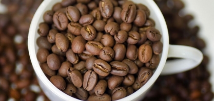 Café arábica atinge máxima de 8 meses, mas recua com vendas técnicas