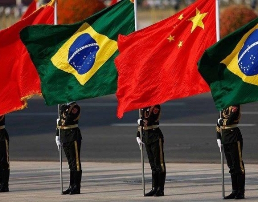 Aproximação com o gigante asiático pode enfraquecer a indústria no Brasil?