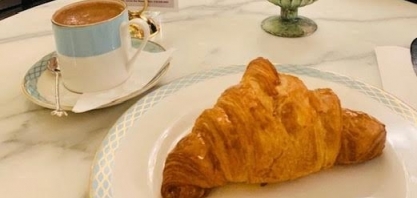  Após tarifas de Trump ao Brasil, NY sente no bolso alta no preço do café