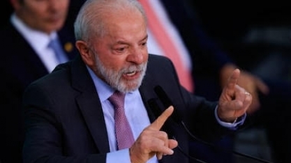 Lula ganhou nos erros dos adversários, mas adotou tática arriscada agora