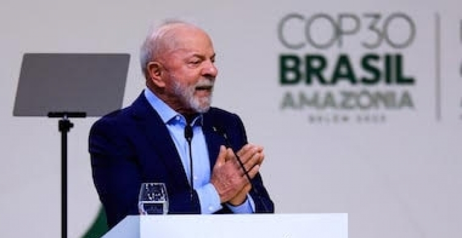 Tornados do Sul respingam na COP do norte, onde Lula investe em petróleo