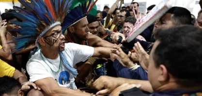 Manifestantes invadem COP30 e entram em confronto com seguranças