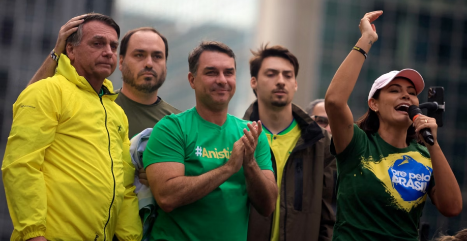 NOTA DE SOLIDARIEDADE AO PRESIDENTE BOLSONARO E TODA SUA FAMILIA