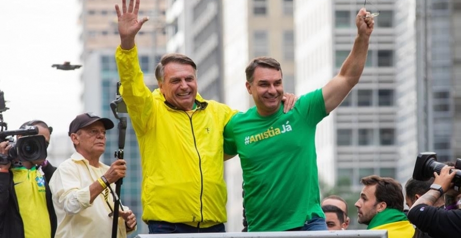 Flávio Bolsonaro fará teste de fadiga com seu nome, diz cientista político