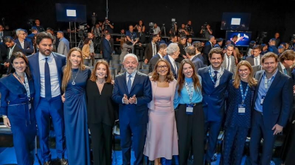 Zezé Di Camargo rompe com SBT após foto com Lula: 'Estão prostituindo'