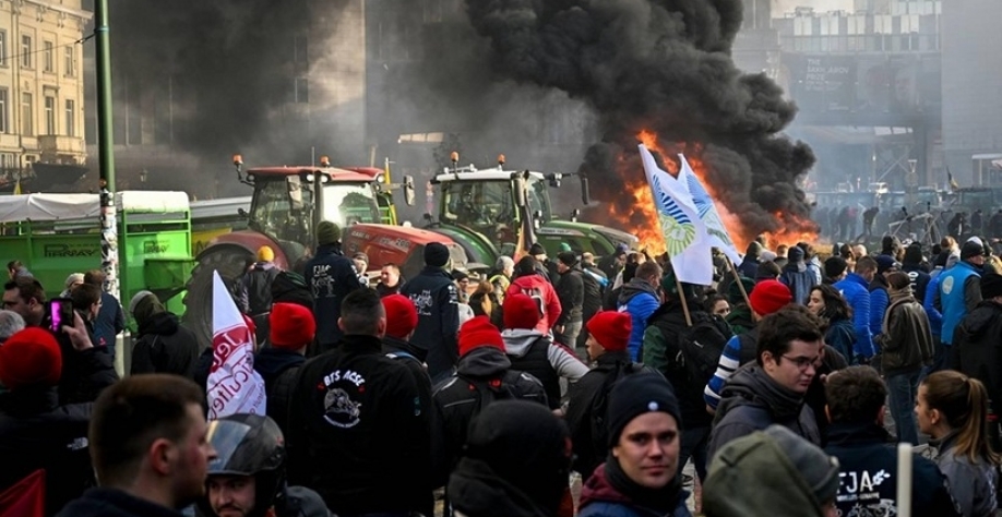 Acordo UE-Mercosul é adiado após Itália se unir à França em oposição