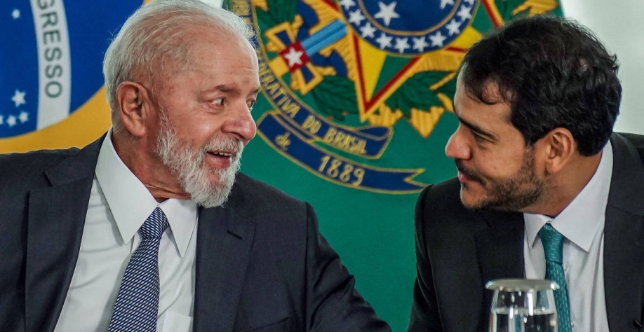 Cacoete não republicano faz a crise – Por Dora Kramer