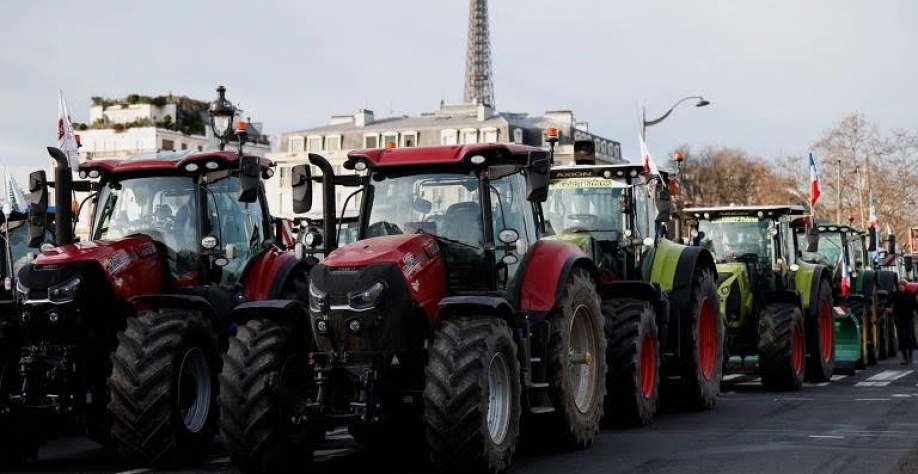 Agricultores voltam a protestar em Paris contra acordo UE-Mercosul