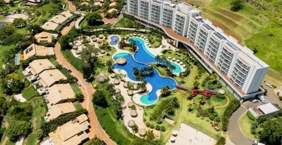 Amplia desgaste do Resort Tayayá de Ribeirão Claro no Paraná