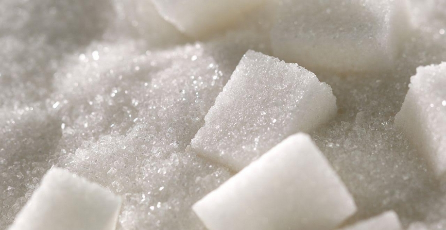 UE propõe suspensão de importação de açúcar com isenção de impostos