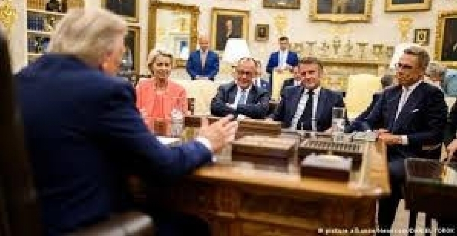 UE adia acordo comercial com EUA por tensão na Groenlândia