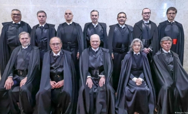 O império das togas: Quem julga os donos do Brasil? – Por Paula Sousa