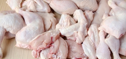 Carne de frango perde competitividade em relação à suína