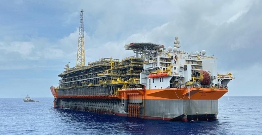 Brasil atinge recorde na produção de petróleo em 2025