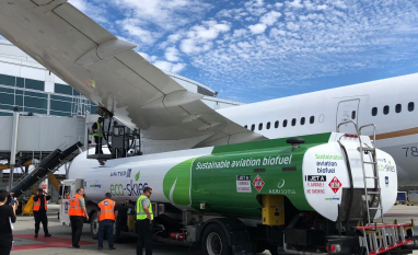 Produção de combustível limpo de avião avança lentamente