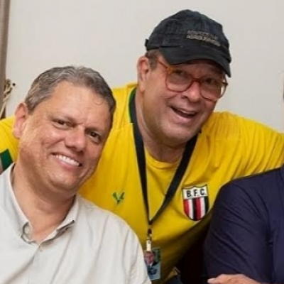 Alexandre de Moraes autoriza visita de Paulo Junqueira a Bolsonaro